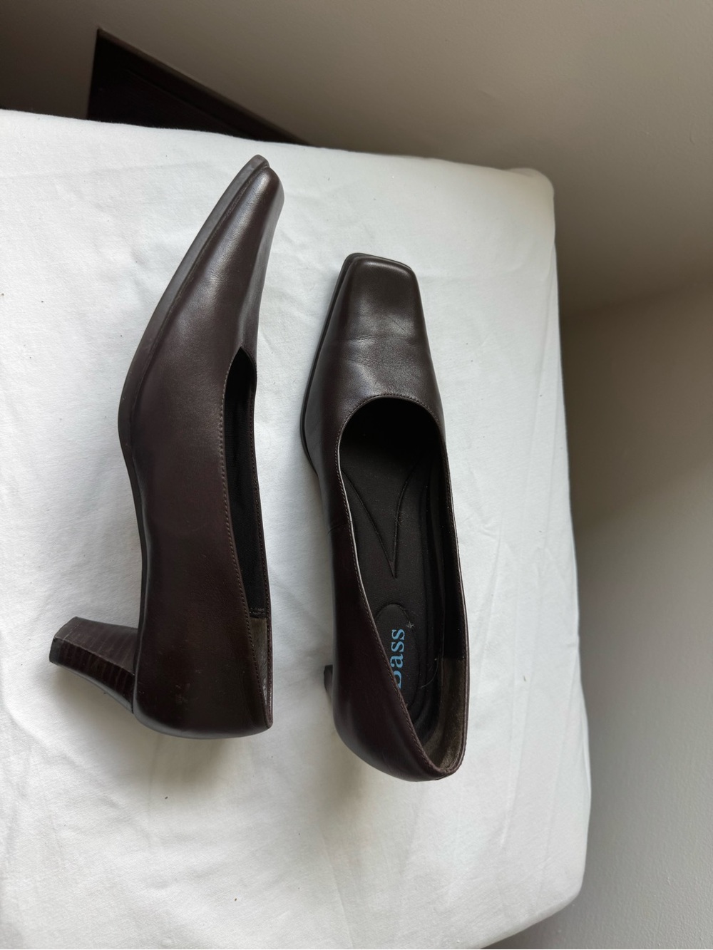 Y2K Bass Dark Brown Leather Square-Toe Boots Mid Heel Pumps Size 6.5 - Picture 6 of 8